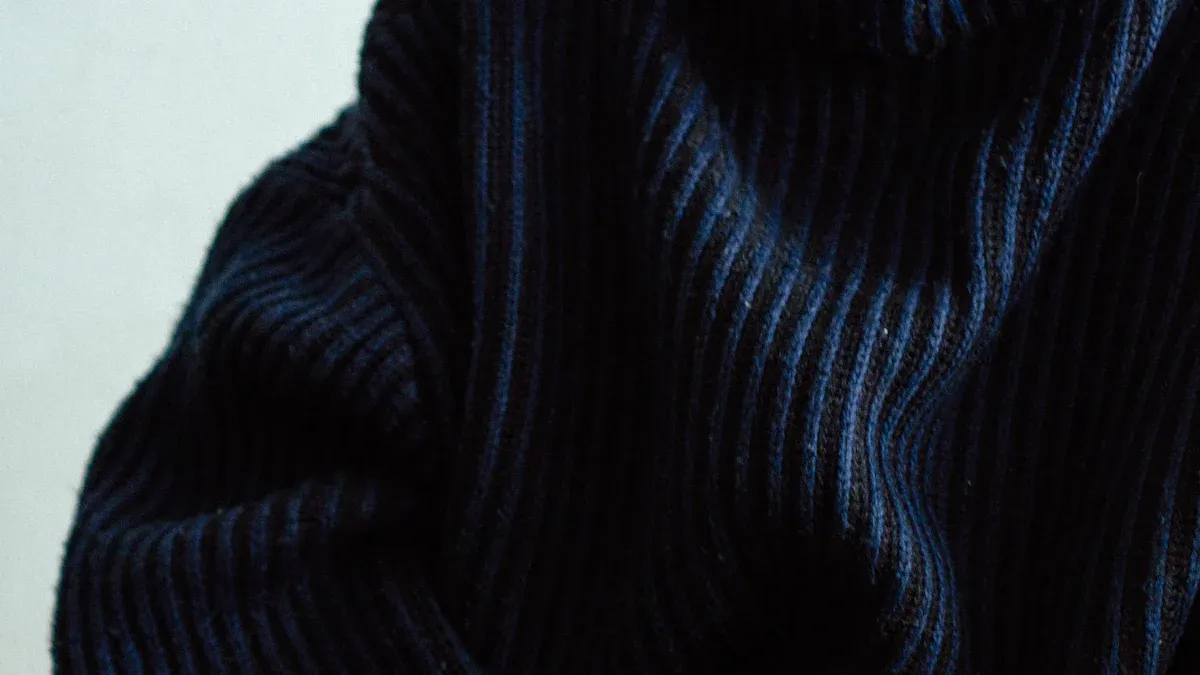 Advantages of Ribbed Knit Fabric for Designers and Brands